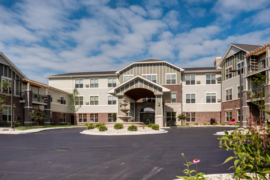 Cover photo of Heritage Lake Country Senior Living